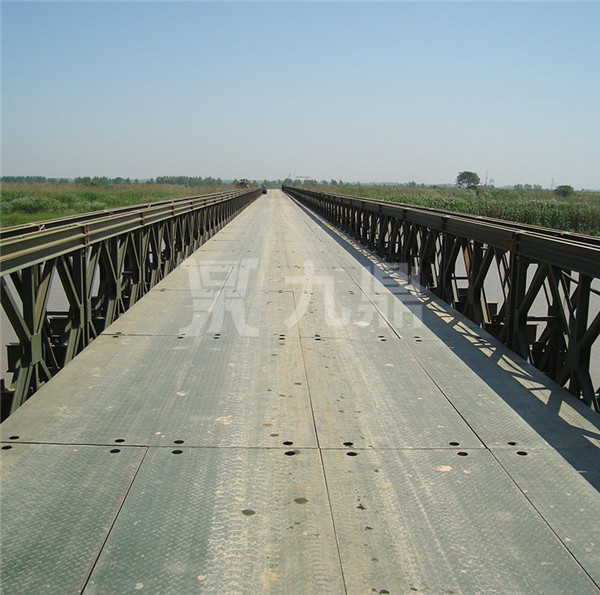 標準鋼(gang)便(bian)橋(qiao)